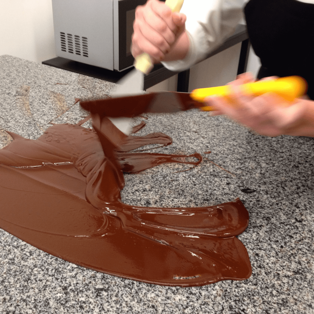 temperagem profissional de chocolate